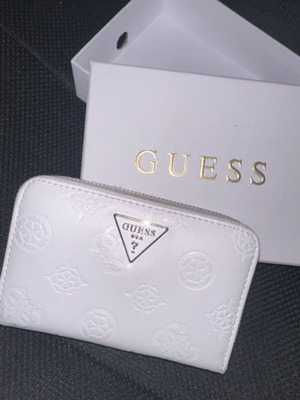 Guess white wallet
