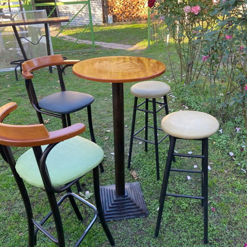 Stool like new with leatherette seat and wooden backrest