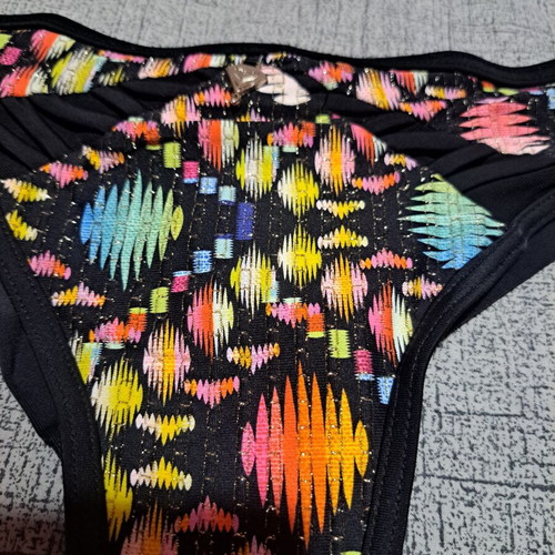 Med bikini bottom new, size M, black multicolor