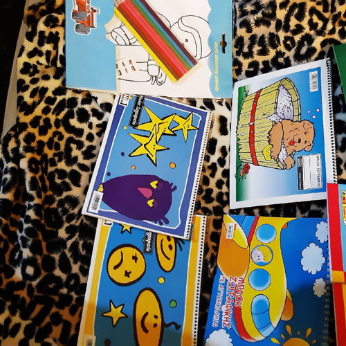 Drawing pads No 1 and Learn to Draw with colored pencils and stickers new