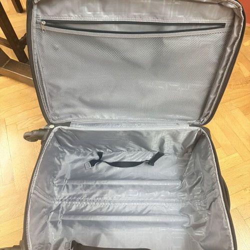 American Tourister fabric suitcase used, black, 4 wheels, expandable