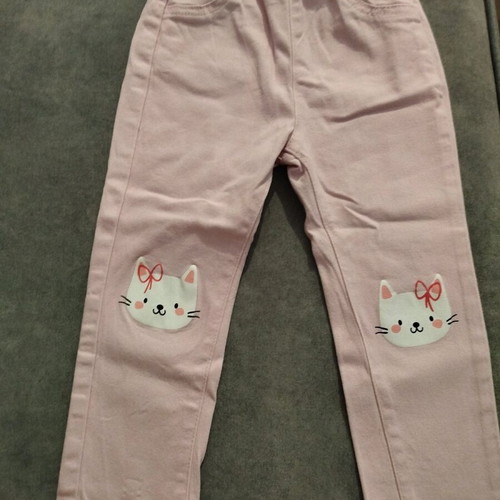 Pantelónaki with cute cat designs, like new, size 98