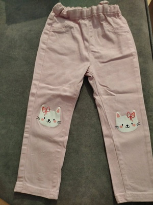 Pantelónaki with cute cat designs, like new, size 98