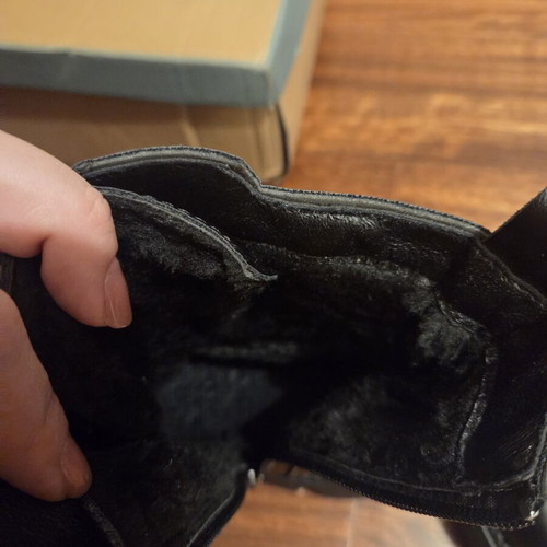SH Fashion Shoes Black Ankle Boots Size 38 Like New