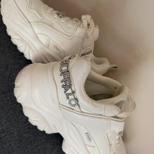 Buffalo sneakers size 40 like new, white