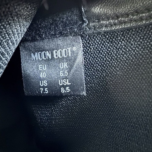 Moon Boot Luna Chelsea Suede women's boots new, size 40, black