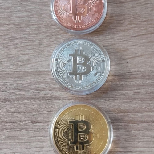 Bitcoin token commemorative medal like new, set of 3 pieces