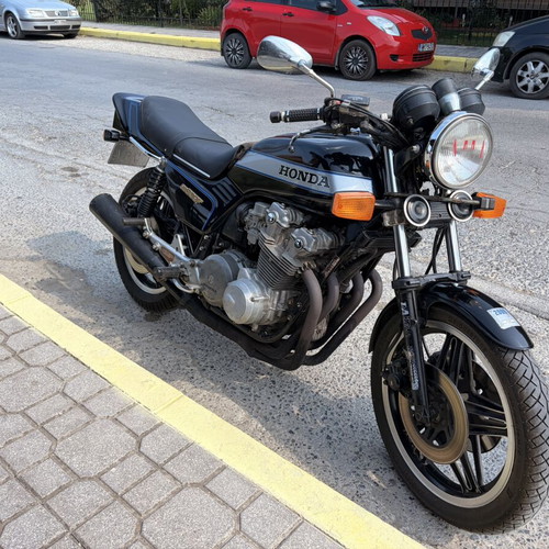 Honda CB900F motorcycle, 1980 model, 900 cc, black