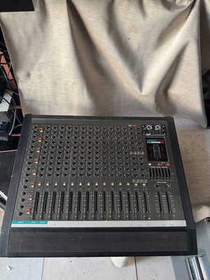 LEM Compact MkII 12+8 Powered Audio Console like new