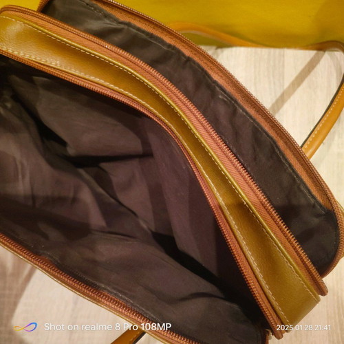 Melanie women's handbag used, brown, leatherette 33x24 cm
