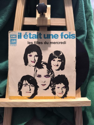 Il Était Une Fois Les Filles Du Mercredi vinyl like new, pop