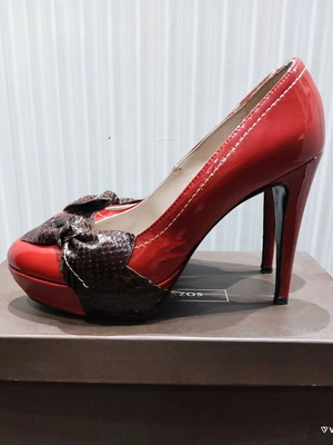 JB Bournazos leather pumps size 38 used, red