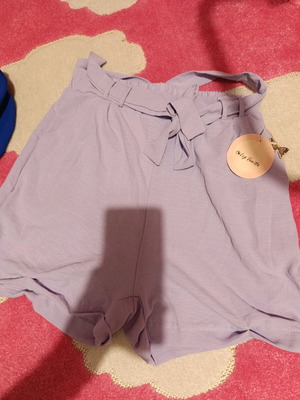 Σορτς με τσέπες και ζωνάκι καινούργιο, μωβ, μέγεθος M-L