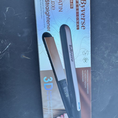 BaByverse Keratin Deluxe Hair Straightener new