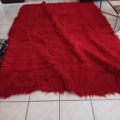 Flokati rug like new, burgundy red, 185x250 cm