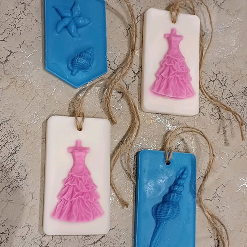 Scented closet wax tablets new, sandalwood and ocean freshness