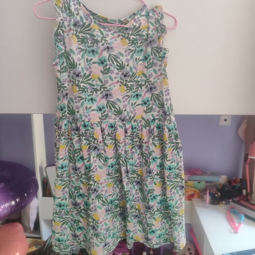 Peppa Pig dress used, colorful leaves design for girls 4-6 years