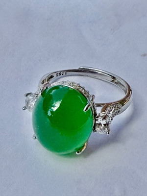Vintage δαχτυλίδι από ασήμι 925 με φυσικό πράσινο νεφρίτη και πολύτιμους λίθους, καινούργιο