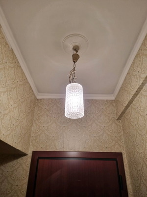Crystal ceiling light with chain like new