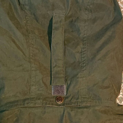 Fjallraven lightweight waterproof jacket XL like new