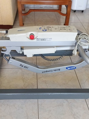 Invacare Birdy Compact patient lift 150kg used