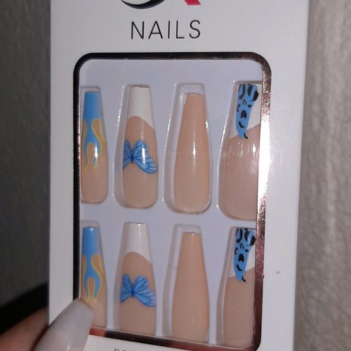 Press On Nails καινούργια, με 2 επιπλέον νύχια