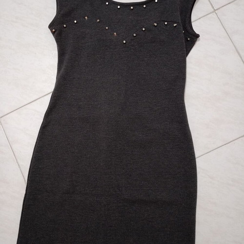 Mini dresses pack of 4 size S like new, colorful and green