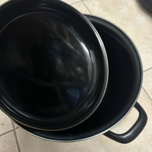 Linea Europa cookware set with pot, 2 pans and lids, new unused