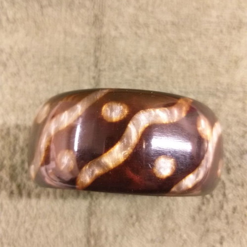 Bracelet brown with beige waves new resin