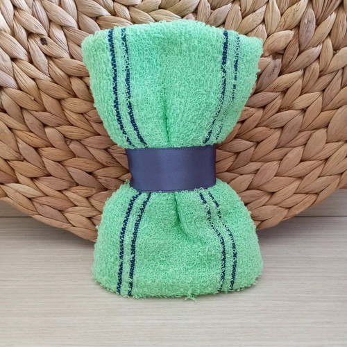 Unisex summer skincare set new with sunscreen and gifts