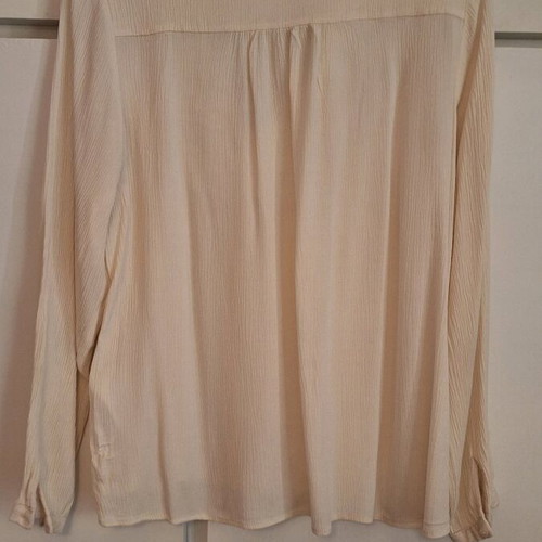 H&M blouse airy cream with embroidered details like new, size 36