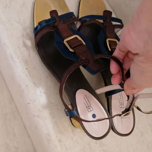 To Be Yourself sandals size 41 like new, brown and gold