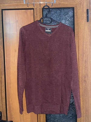 Peacocks men's sweater size S like new, burgundy