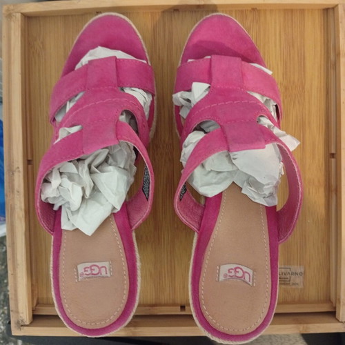 Ugg Australia platform sandals size 36 new