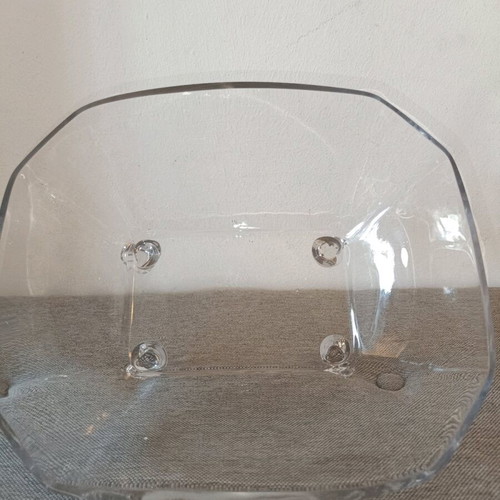 Glass bowl new with four feet