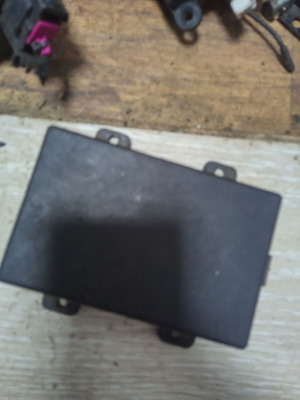 Comfort module Audi A3 SLN3759B used, 98202IL93-2