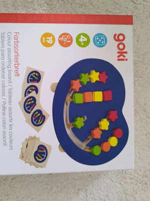 Children's wooden logic game like new by Goki