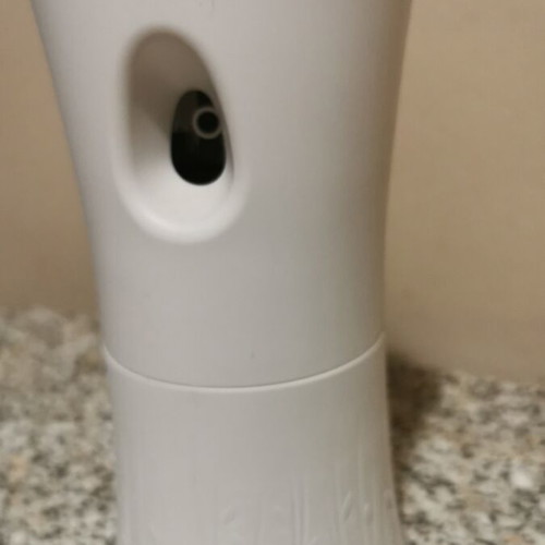 Air Wick automatic spray device like new