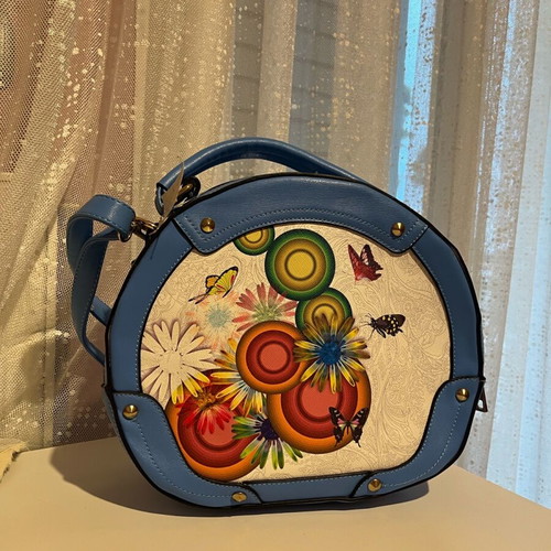 Bagtobag oval blue multicolor bag new, leatherette material