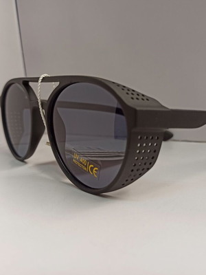 Men's sunglasses new, black, modern design