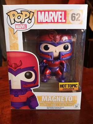 Funko Pop Magneto Hot Topic Exclusive Metallic like new