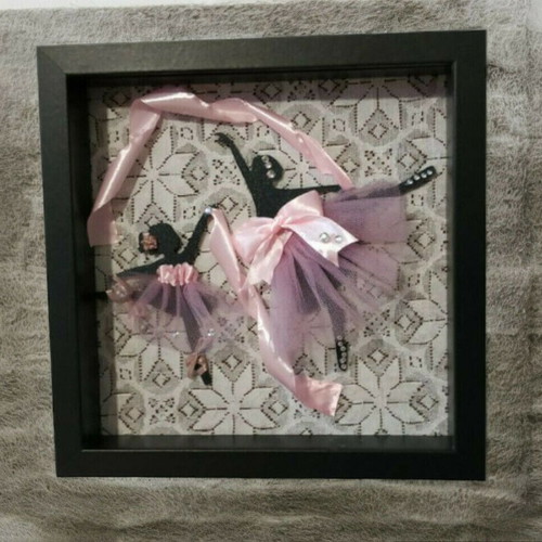 Dreamy Dance in Wooden Frame 25x25x5cm new
