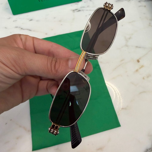 Bottega Veneta sunglasses like new