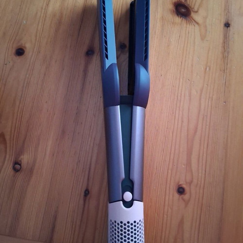 Dyson Air Straight Hair Straightener like new