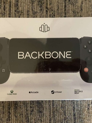 Backbone One BB-02-B-R v4 gaming console new