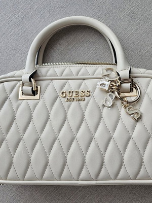 Guess γυναικεία χειρός τσάντα καινούργια