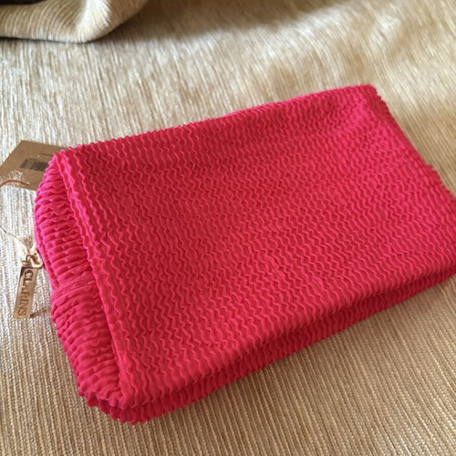 Clarins pouch new, pink