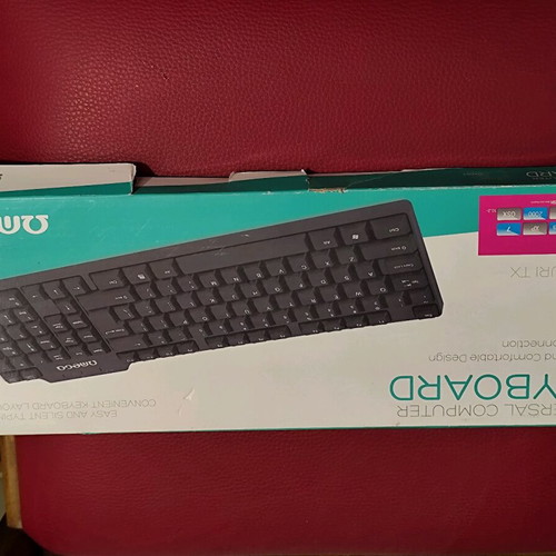 Omega OK05TGR Greek Keyboard Like New