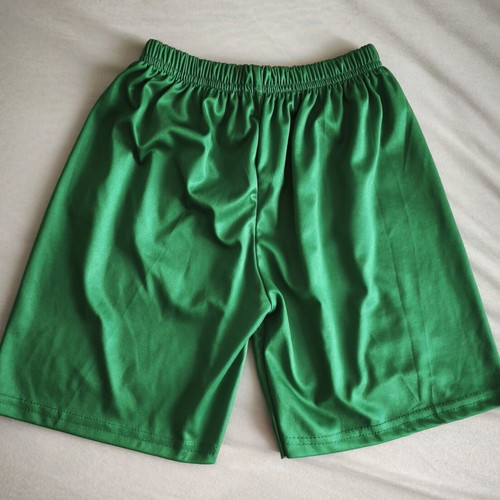 Children's sports shorts size 140 green like new