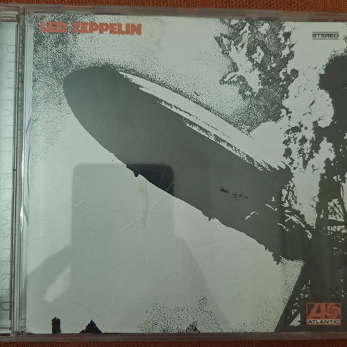 Led Zeppelin CD like new, classic rock album 1969